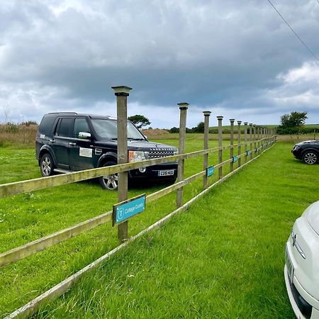 Trenewydd Farm Holiday Cottages Cardigan Esterno foto