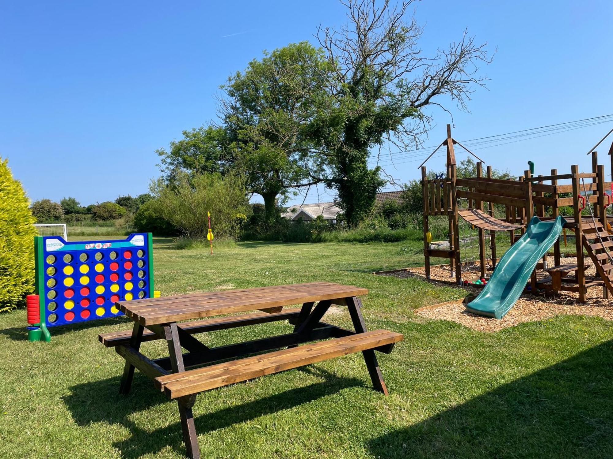 Trenewydd Farm Holiday Cottages Cardigan Esterno foto